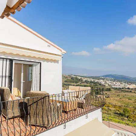 וילה Colina Panoramic View בניטאצ'ל